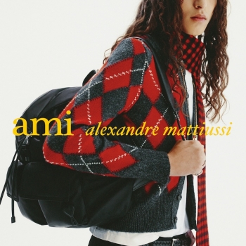 「Ami Paris（アミ パリス）」Bag Selection